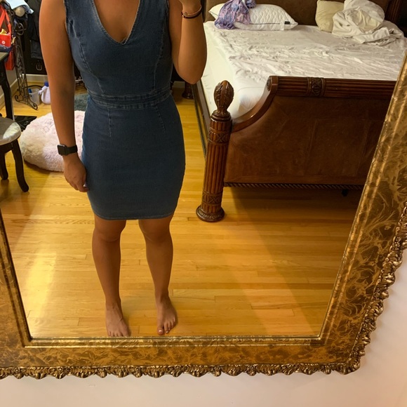 Tight jean dress - Picture 4 of 5